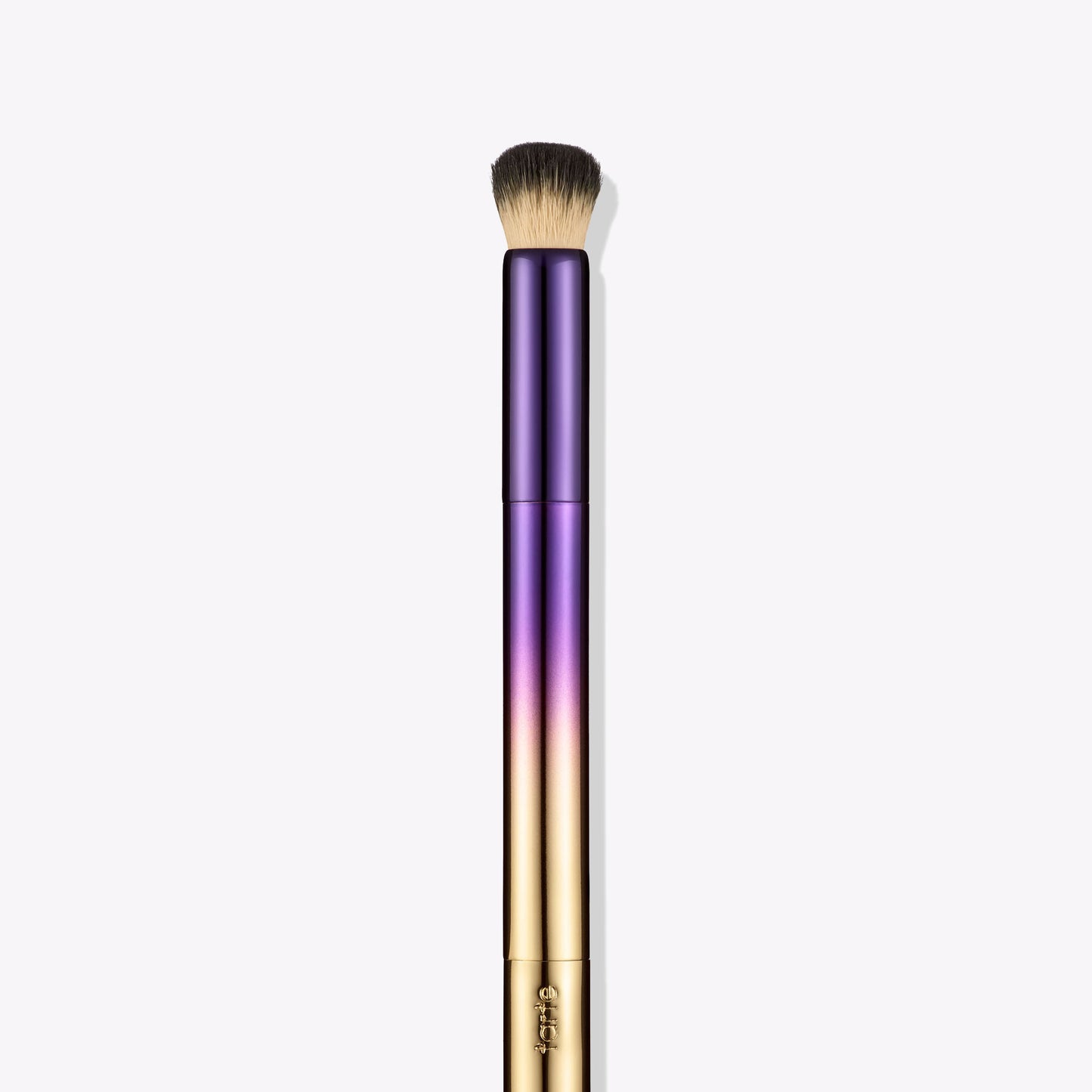 creaseless airbrusher concealer brush image number 3