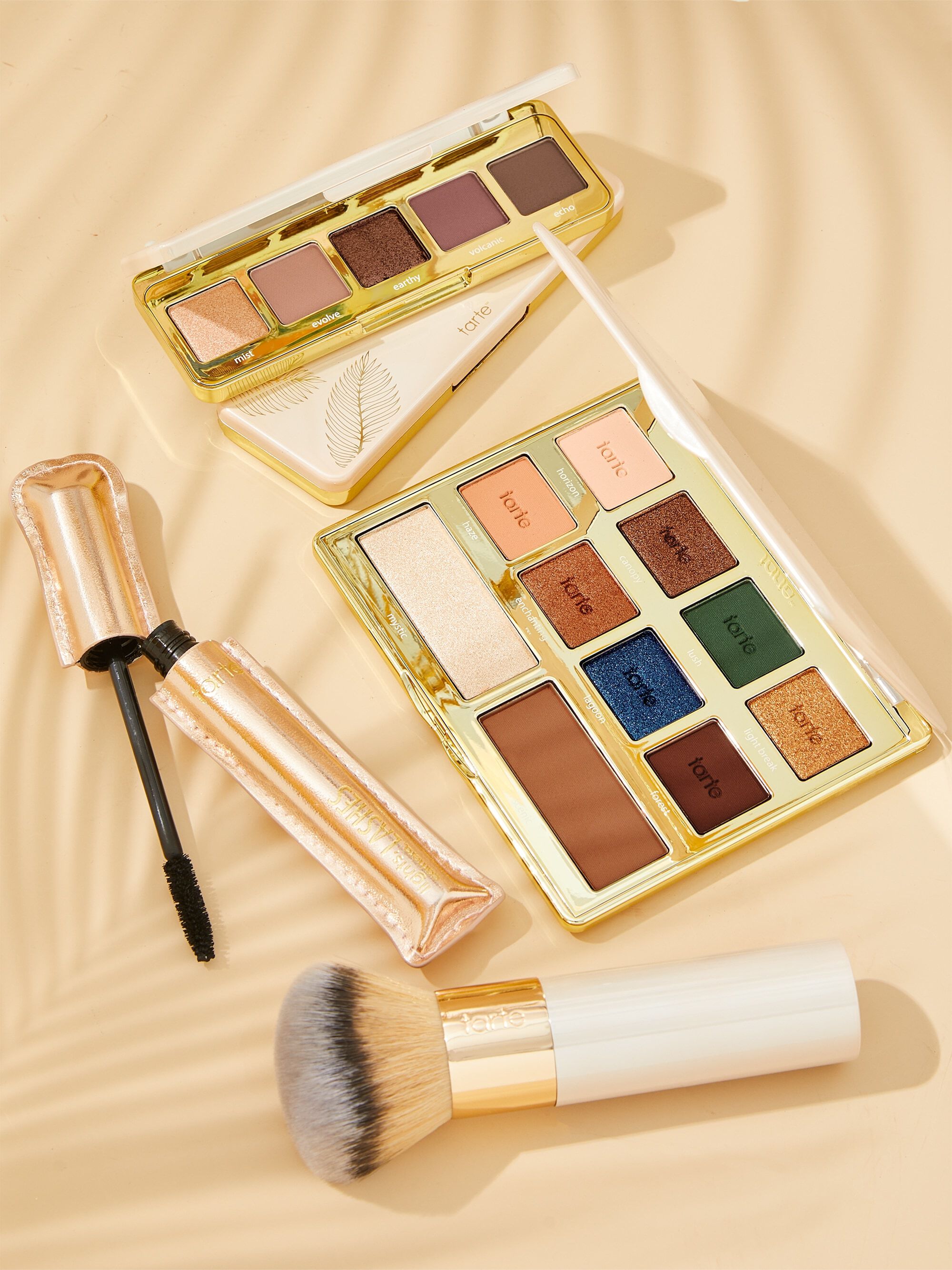 Tarte Cosmetics The Buffer Brush - Thumbnail 4