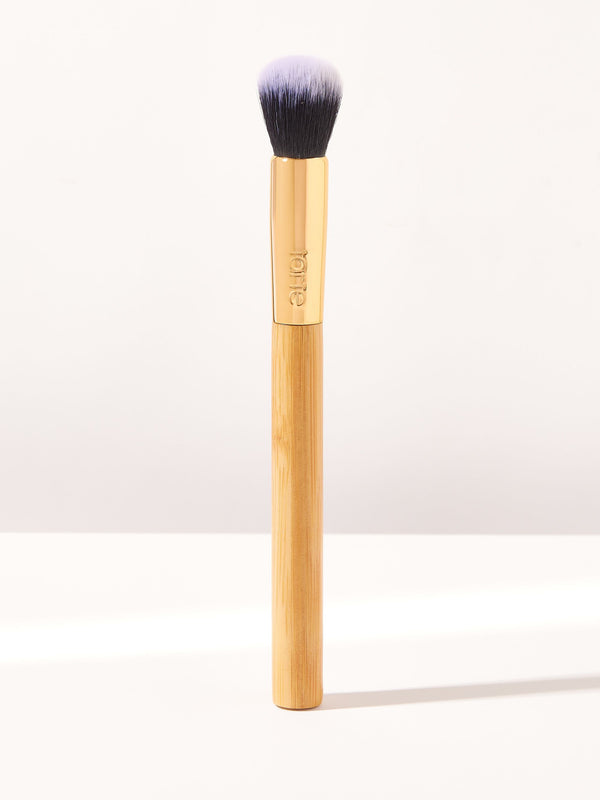 large medium coverage concealer brush image number 1