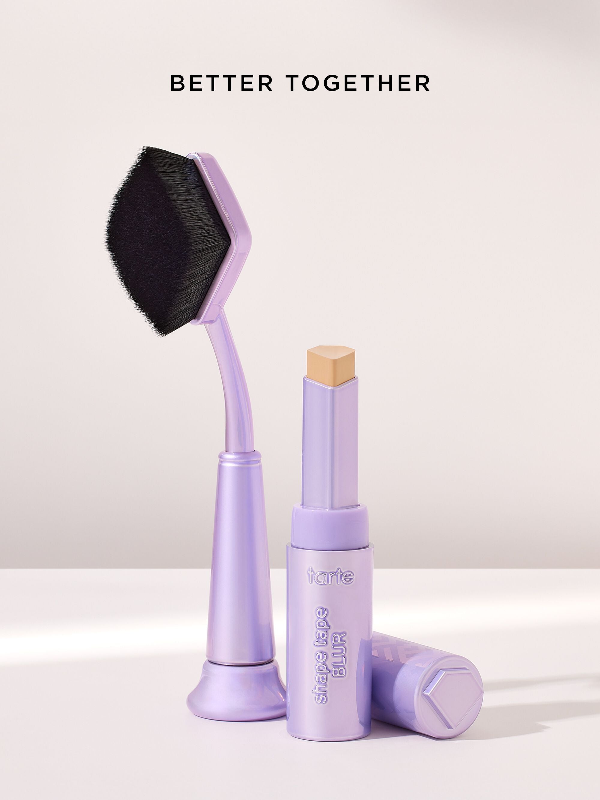 Tarte Shape Tape Blur Concealer Brush - Thumbnail 3