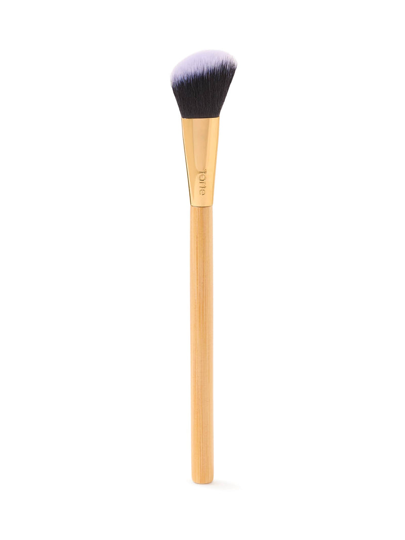 angled light coverage concealer brush