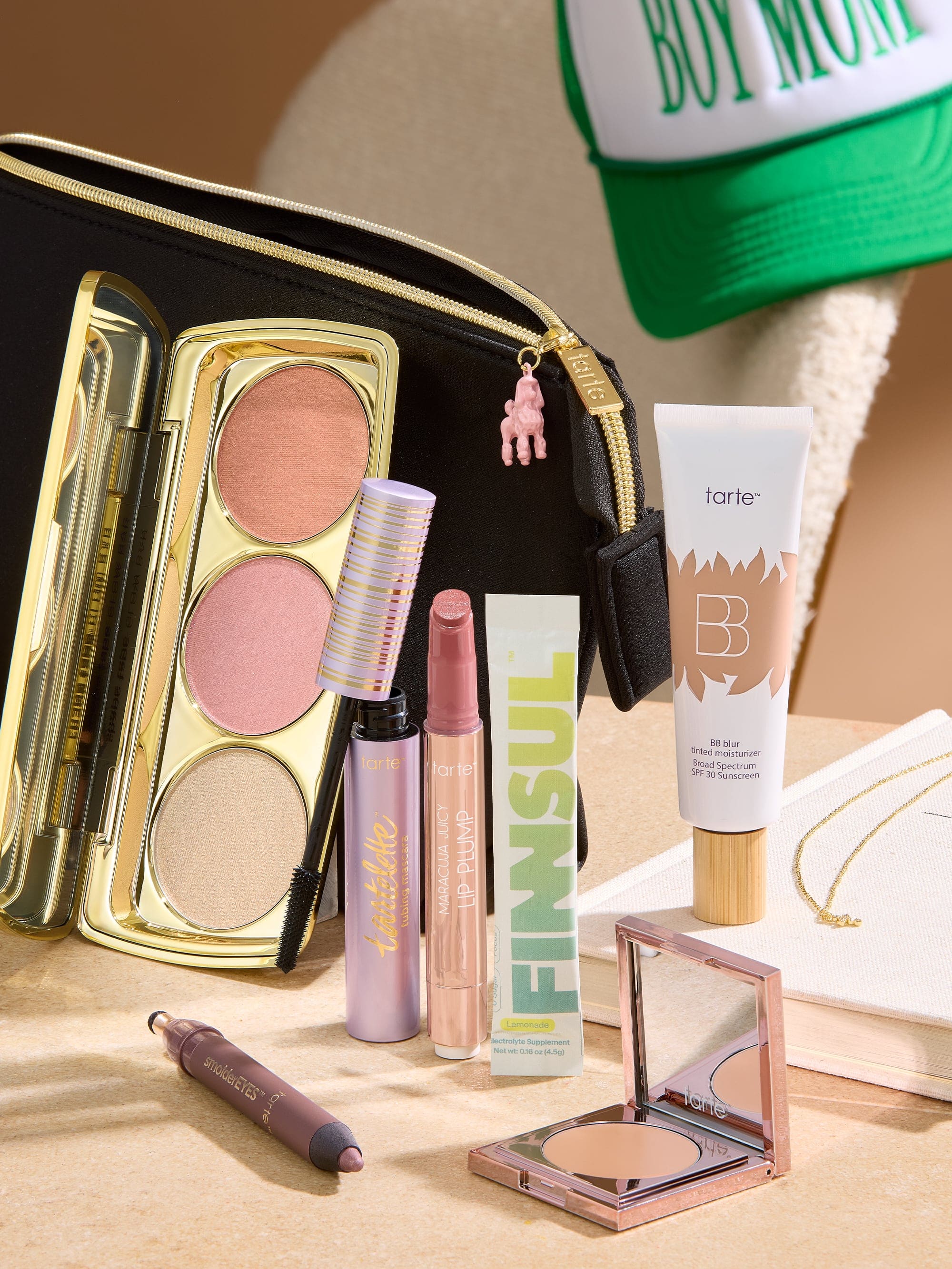 simply chic makeup bag – Tarte™