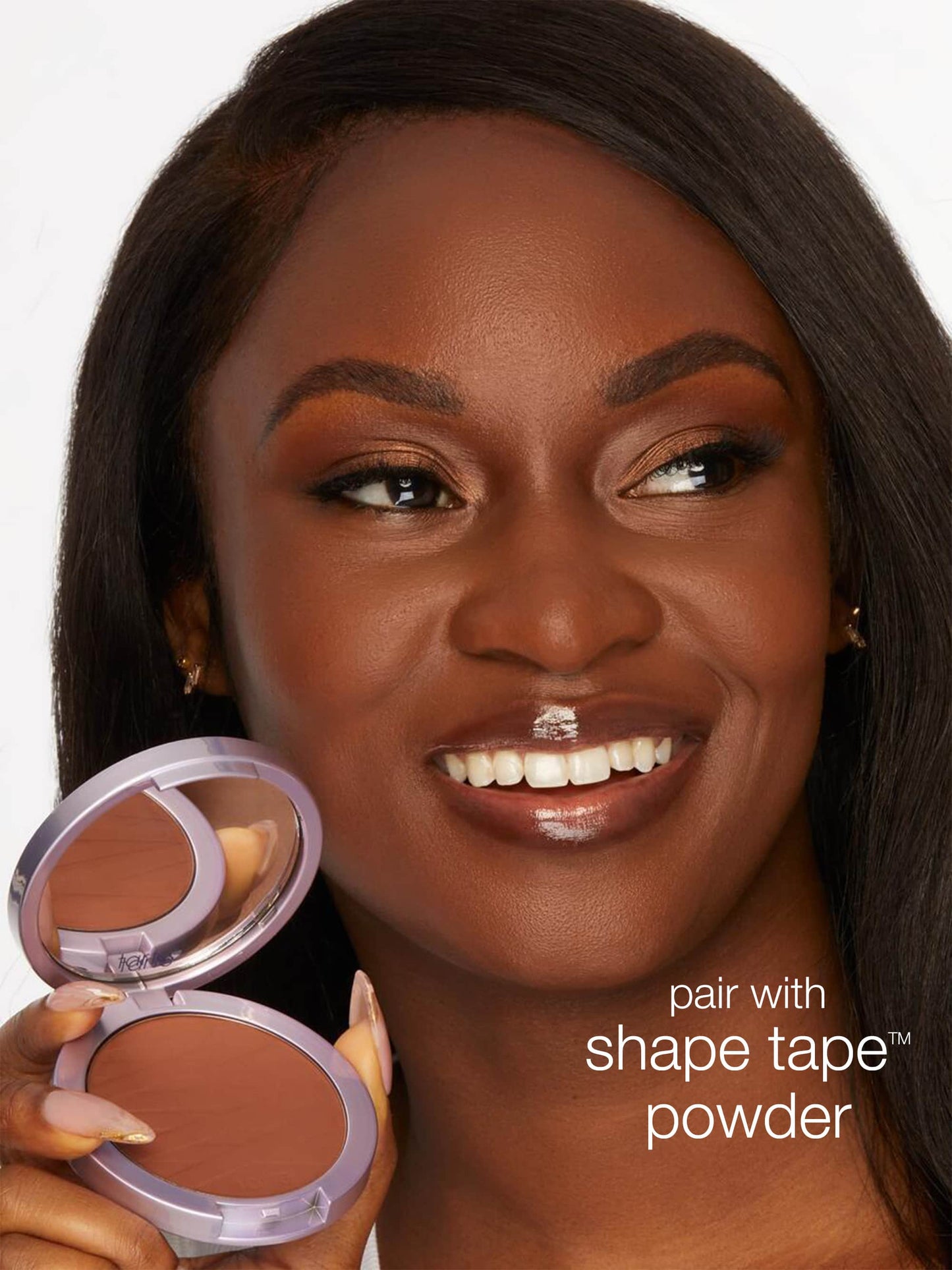 shape tape™ pressed powder brush