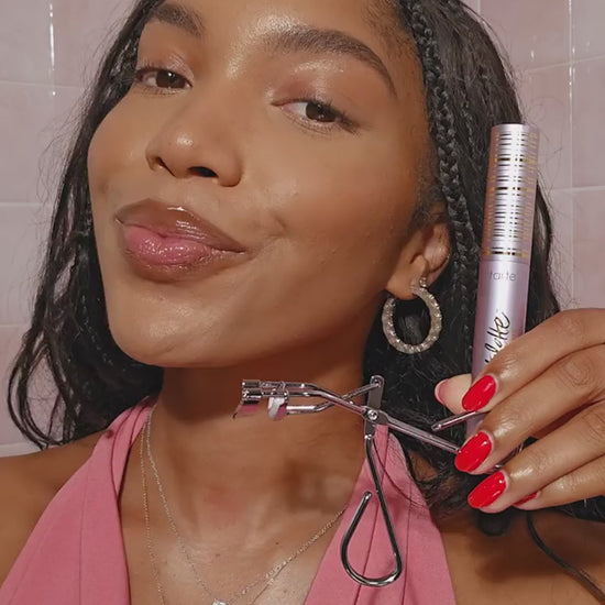 lash_curler_and_og_mascara_ap_675x898 (720p).mp4