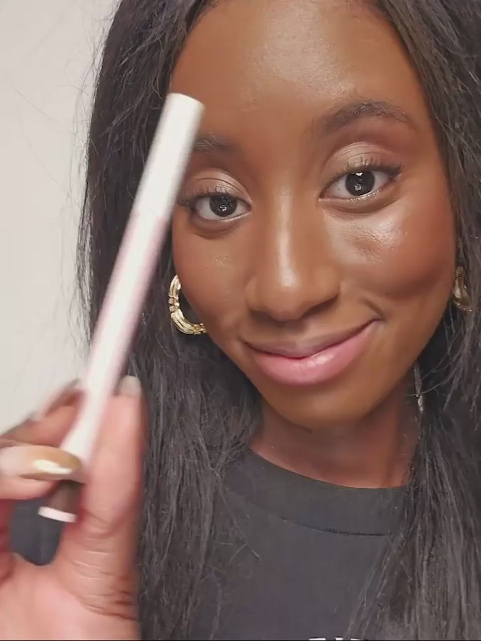 maracuja_juicy_lip_satin_liner_brown_+_plump_honeysuckle_joke_ap_675x898 (720p).mp4