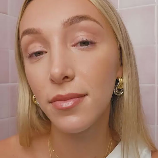 lash_curler_lily_ap (720p).mp4