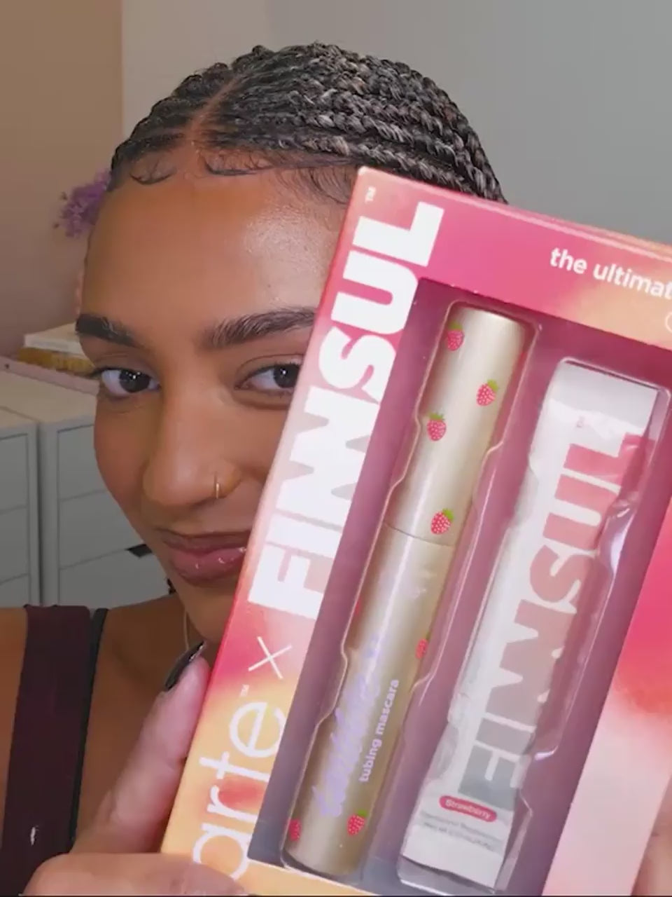 Finnsul x Tarte_Mascara_Brown_Remmi_675x898 Streaming format (720p).mp4