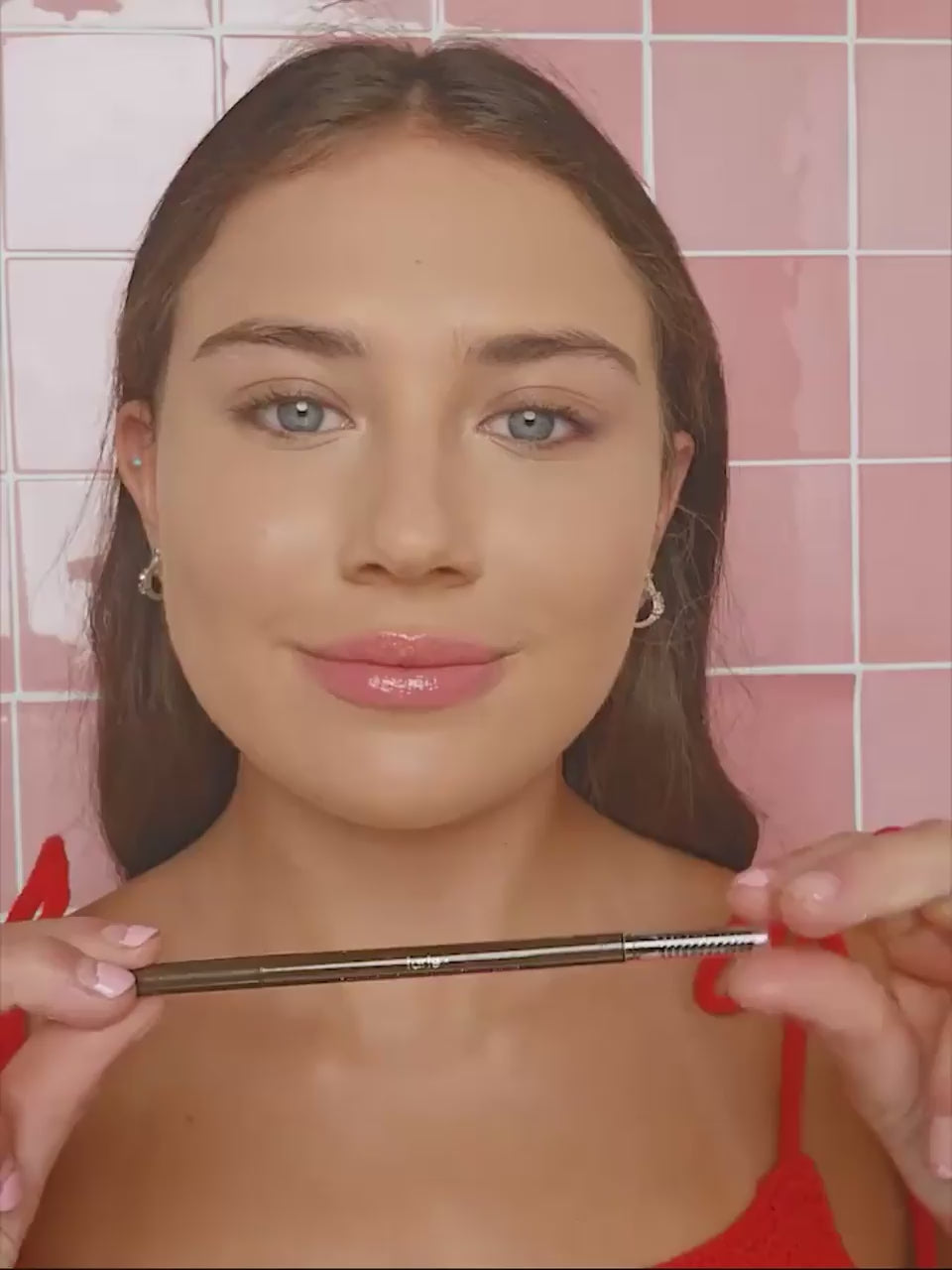 ac_clay_waterproof_brow_pencil_amazon_ugc_ap_v1_() (720p).mp4