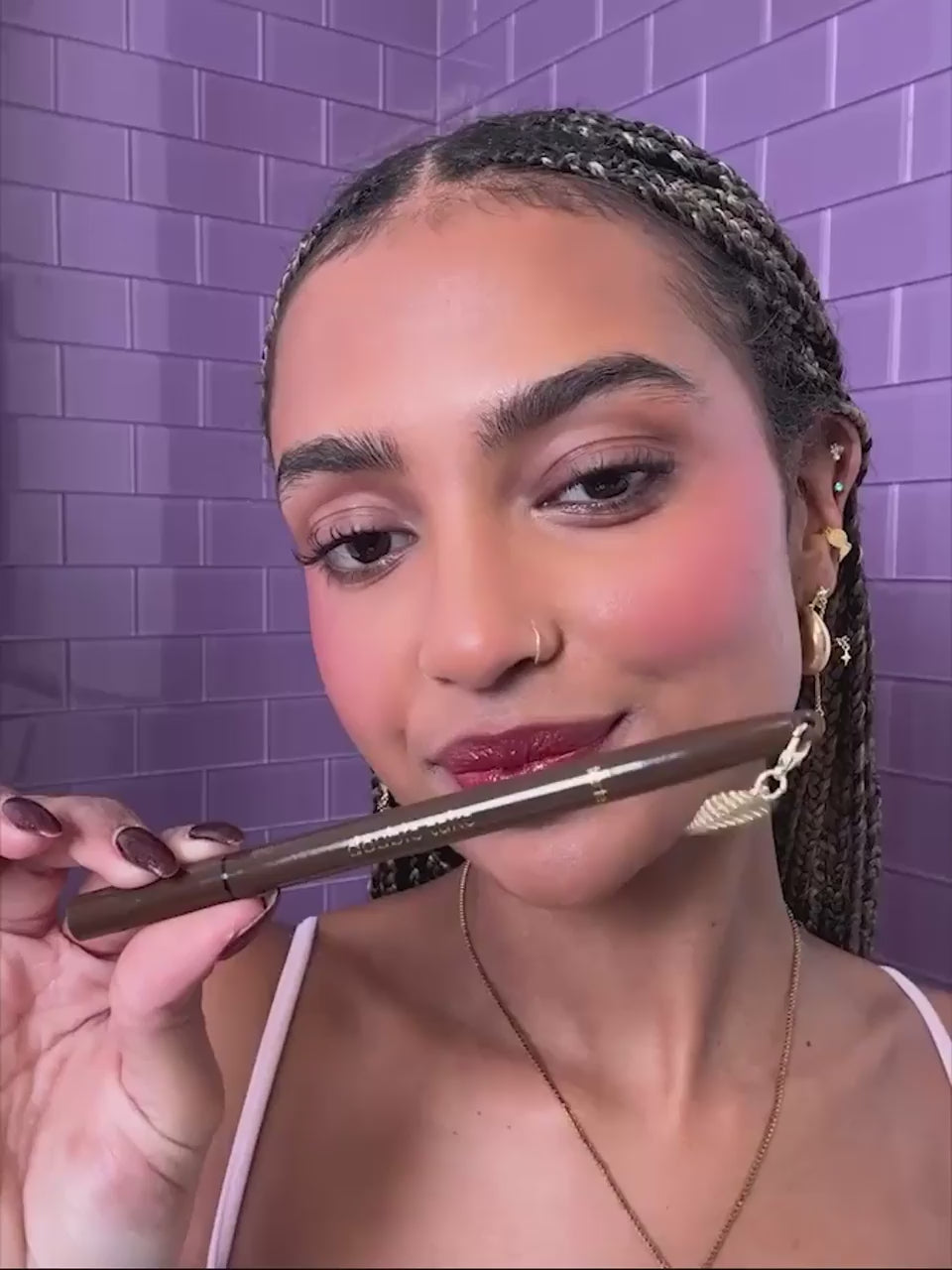 double_take_liner_brown_charm_remmi_ap_v1 (720p).mp4