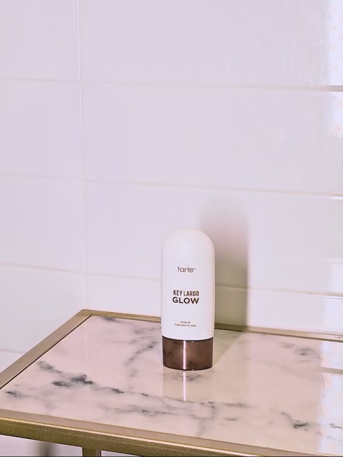 Key Largo GLOW body oil & kabuki body brush duo