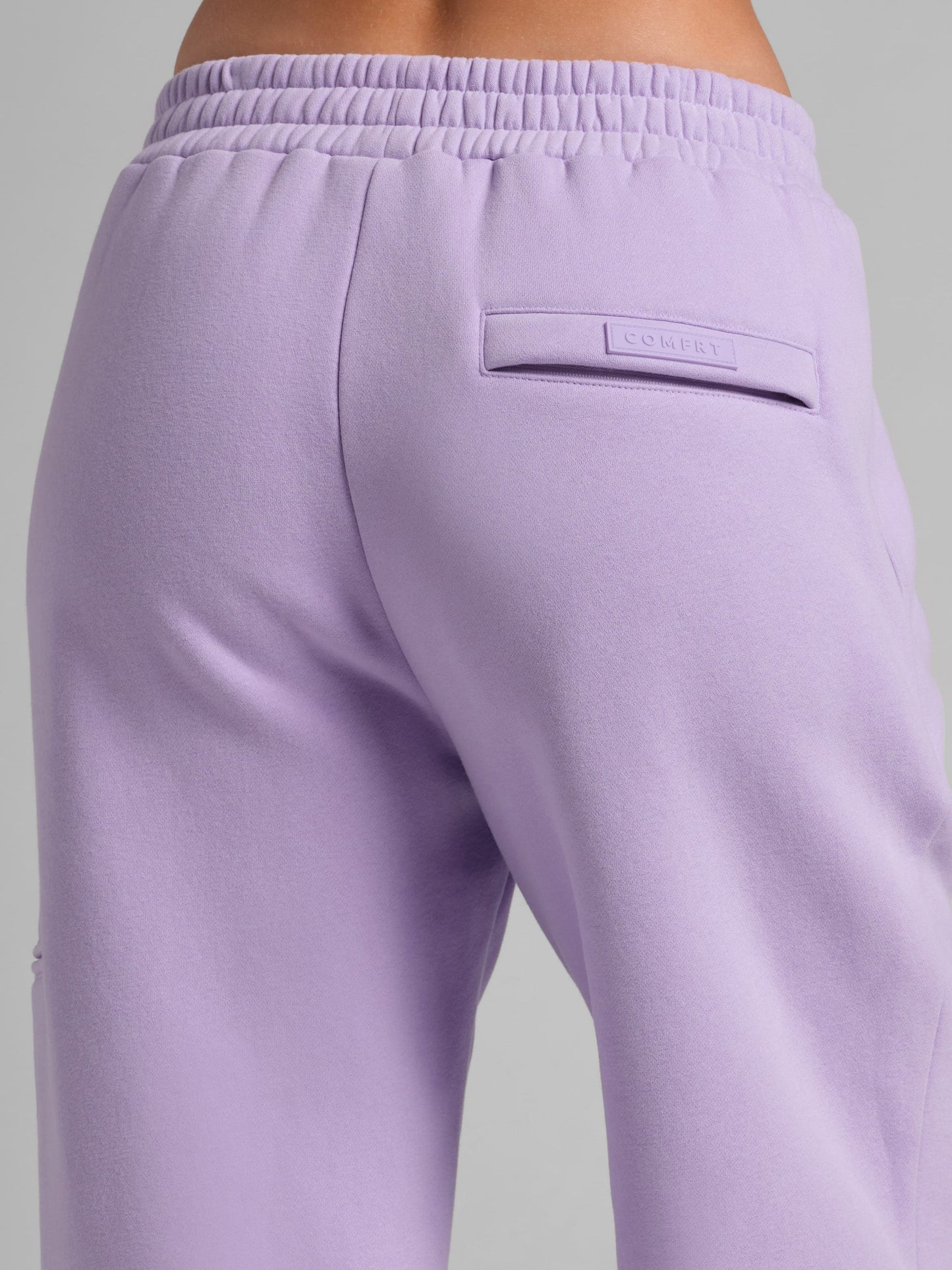 tarte x Comfrt airplane mode travel sweatpants