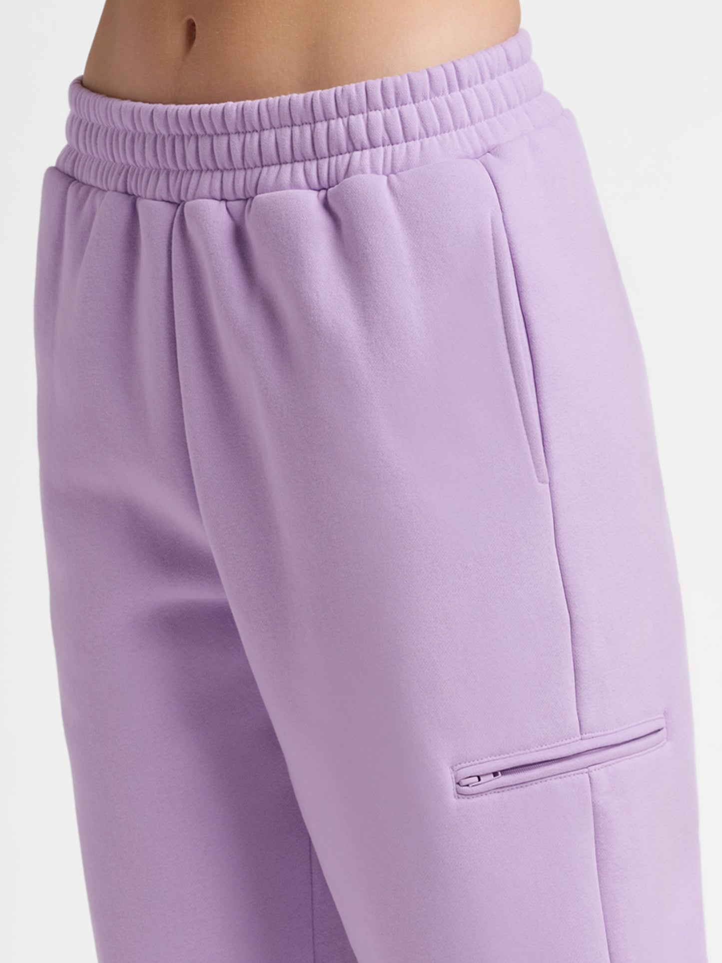 tarte x Comfrt airplane mode travel sweatpants