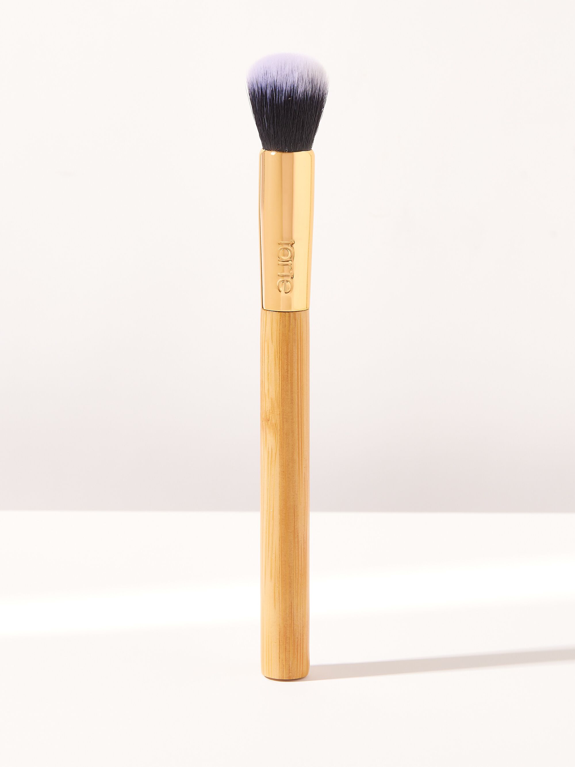 large medium coverage concealer brush image number null