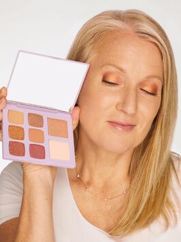 reach for the clouds eyeshadow palette image number 2