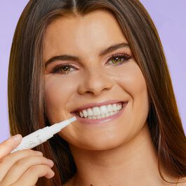 pearly girl vegan teeth whitening pen image number 4