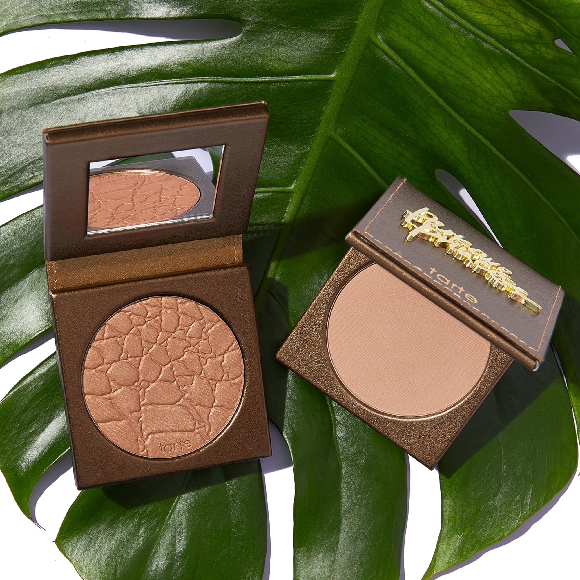 Amazonian clay waterproof bronzer image number null