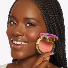 Amazonian clay 12-hour blush in bloom image number 3
