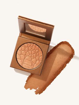 travel-size Amazonian clay waterproof bronzer image number 5
