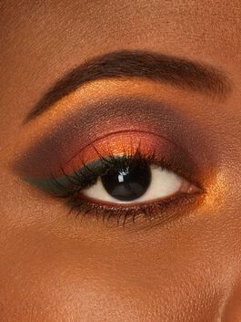maneater™ catitude eyeshadow palette image number 3