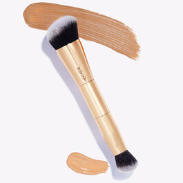 shape tape™ double-ended complexion brush image number null